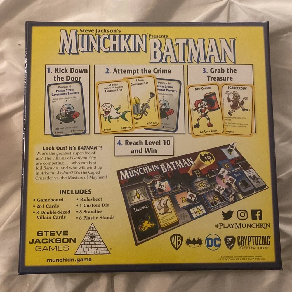 Munchkin Batman - Picture 2 of 2